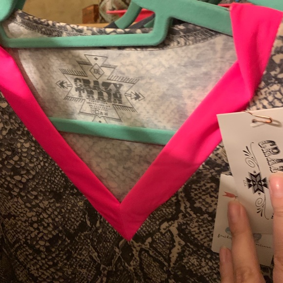 Python va va voom tee - Picture 6 of 6